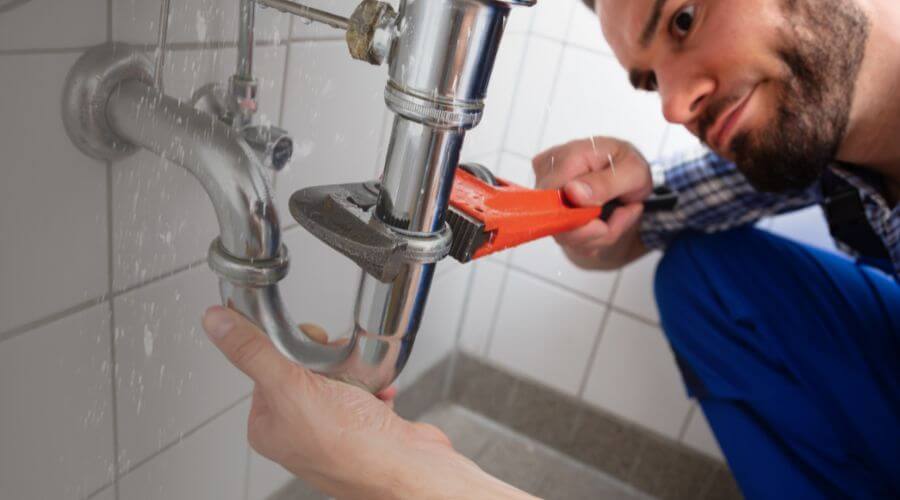 Local tankless water heater installation in Garner, IA